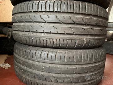 Pneuomatici auto