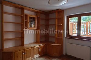 Val Rendena - Four-room apartment with large ga