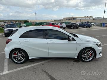 MERCEDES Classe A 45 AMG