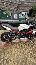 Triumph Street Triple 675 R ABS