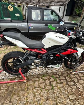 Triumph Street Triple 675 R ABS