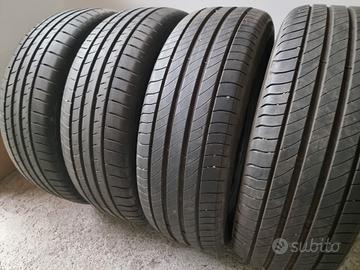 4 gomme 215/60/17 Estive
