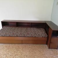 Divano letto in legno