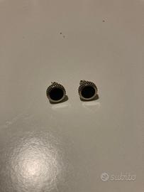 Nove25 orecchini a lobo puntinato