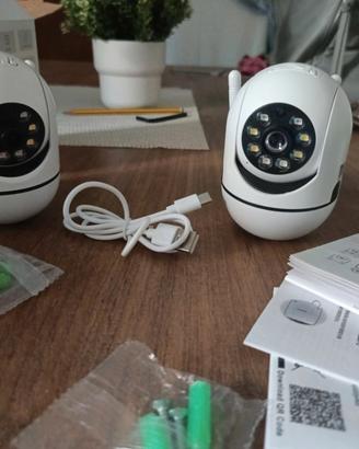 n'2 videocamere per interno ed esterno,