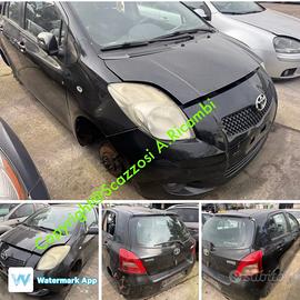 Toyota Yaris anno 2008 per ricambi P