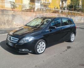 Mercedes-benz B 180 B 180 CDI Automatic Premium