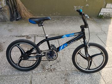 BICI BMX X FIGHTER 
