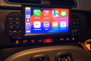 Hardstone CustomFit Fiat Panda Carplay Wireless