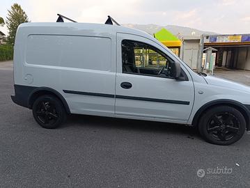 Opel Combo 1.3 CDTI 
