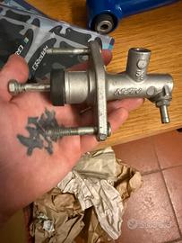 NISSIN CILINDRO POMPA FRIZIONE INTEGRA DC2 5/8