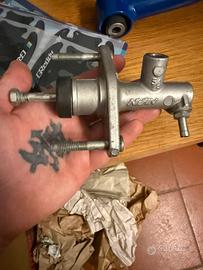 NISSIN CILINDRO POMPA FRIZIONE INTEGRA DC2 5/8