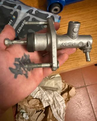 NISSIN CILINDRO POMPA FRIZIONE INTEGRA DC2 5/8