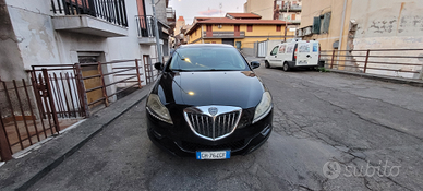 Lancia delta 1.6 diesel automatica