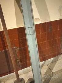 saracinesca con motore 