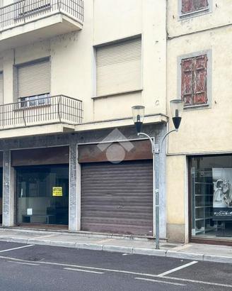 NEGOZIO A BOVOLONE