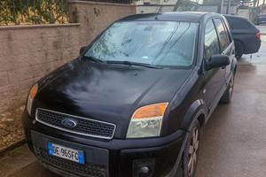 Ford Fusion 1.4 tdci