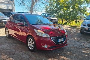 Peugeot 208 1.2 82 CV Allure Motore nuovo