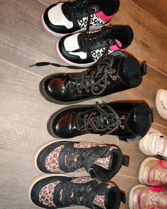 8 paia scarpe bambina 31–33 Champion Skechers...