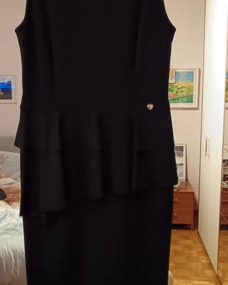 Abito nero a tubino elegante