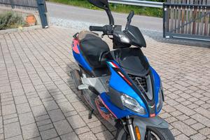 Scooter Aprilia SR 50