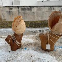 Baciu pugliese in pietra con corallo – artigianale