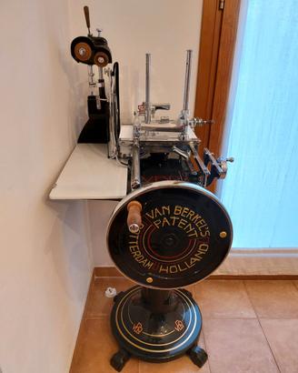 Affettatrice Berkel modello 7