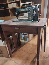 macchina da cucire