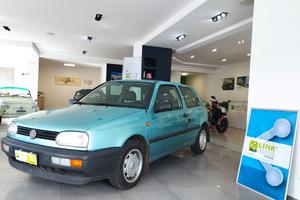 VOLKSWAGEN Golf 1.8/90 CV cat 3 porte CL ISCRITTA