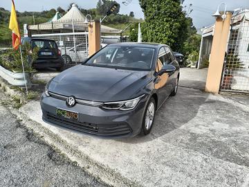 Volkswagen Golf 2.0 TDI SCR Style