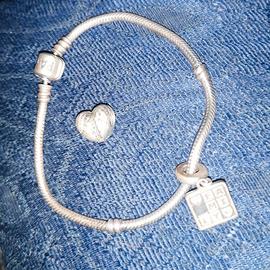pandora bracciale argento +charms 