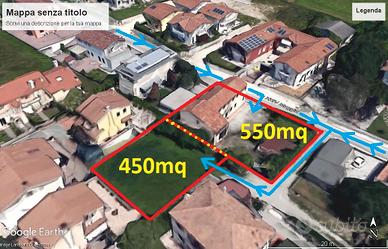 Casale con lotto edificabile adiacente a Paese
