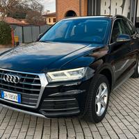 AUDI Q5 35 TDI S-TRONIC QUATTRO SPORT