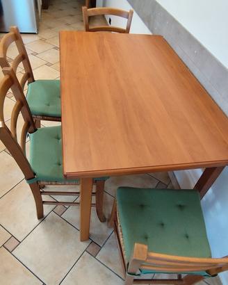 Tavolo cucina allungabile, 4 sedie