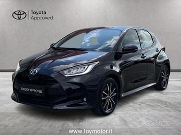 Toyota Yaris 4nd serie 1.5 Hybrid 5 porte Trend