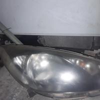 FARO ANTERIORE DESTRO MAZDA 2 Berlina 2Â° Serie (0