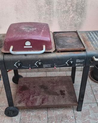 Barbecue a gas con  pietra lavica.