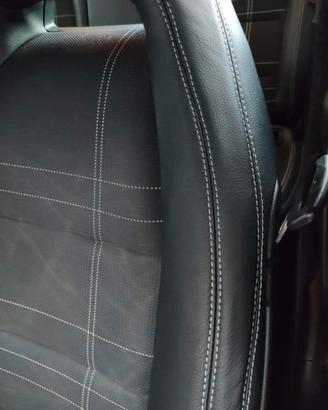 Rifacimento tappezzeria  tetto cielo interno 