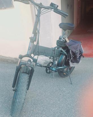 Fat Bike Elettrica EMG Bomber - Pieghevole