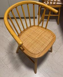 Sedie in legno con seduta in rattan intrecciato di