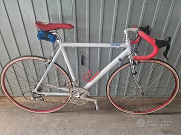 Bici da corsa Blue Professional Cycling Torino 