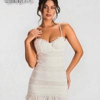 Vestito nuovo con etichetta