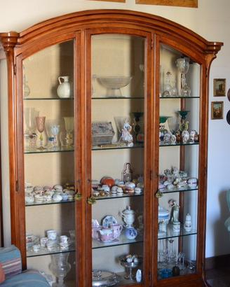 Vetrina in legno