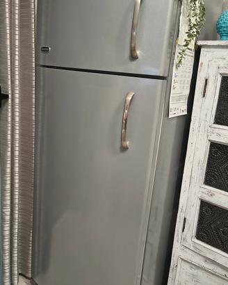 Frigorifero Ariston L70, p60, h180 