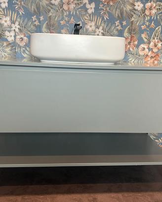 MOBILE BAGNO