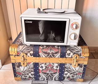 Forno a microonde, marca Candy