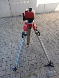 Livella laser Wurth a batteria con treppiede usato
