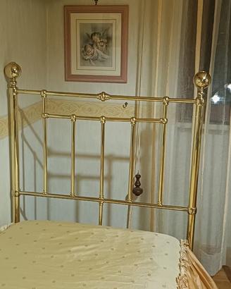 Letto ad una piazza in ottone