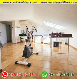 Locale multiuso in centro vista mare