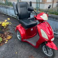 Scooter elettrico tre ruote usato